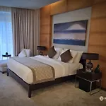 Holistay Luxury Homes - Burj Khalifa View - Direct Access Dubai Mall